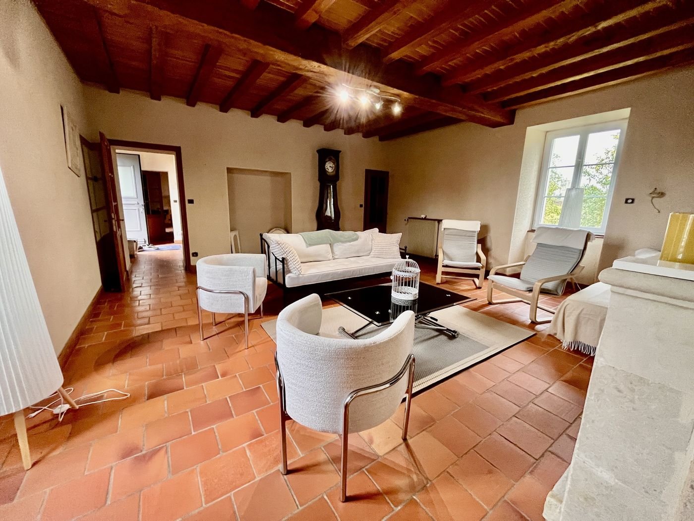 Le salon de la maison Bois Sangha